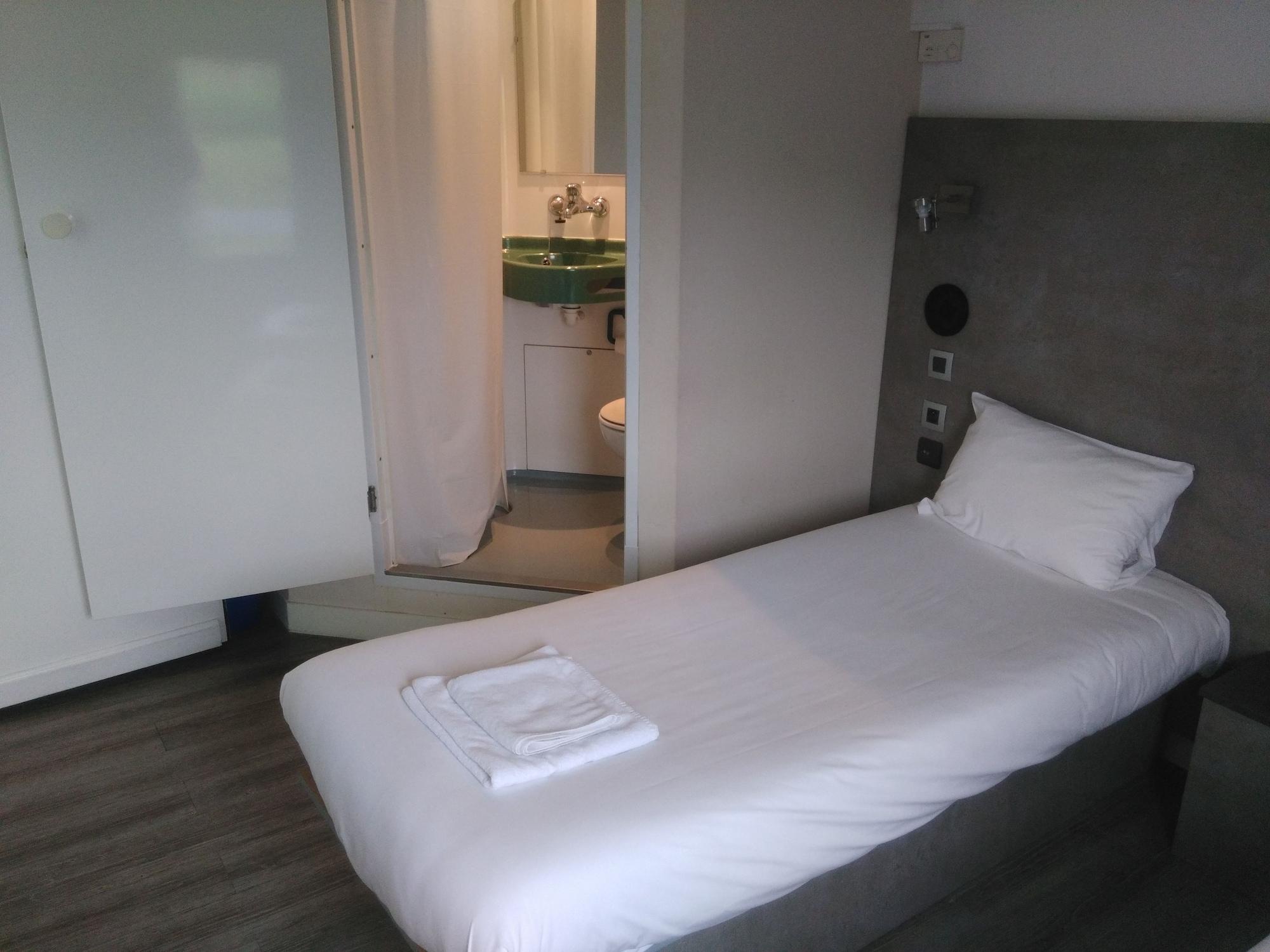 Fasthotel Le Mans Nord Fh Confort Saint-Saturnin  Eksteriør billede